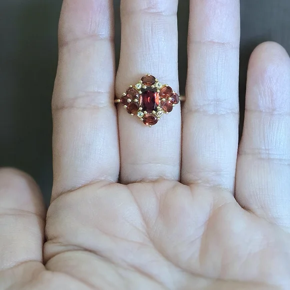 Shivam Garnet Cluster with White Topaz Ring💍 - NWT - Picture 11 of 16